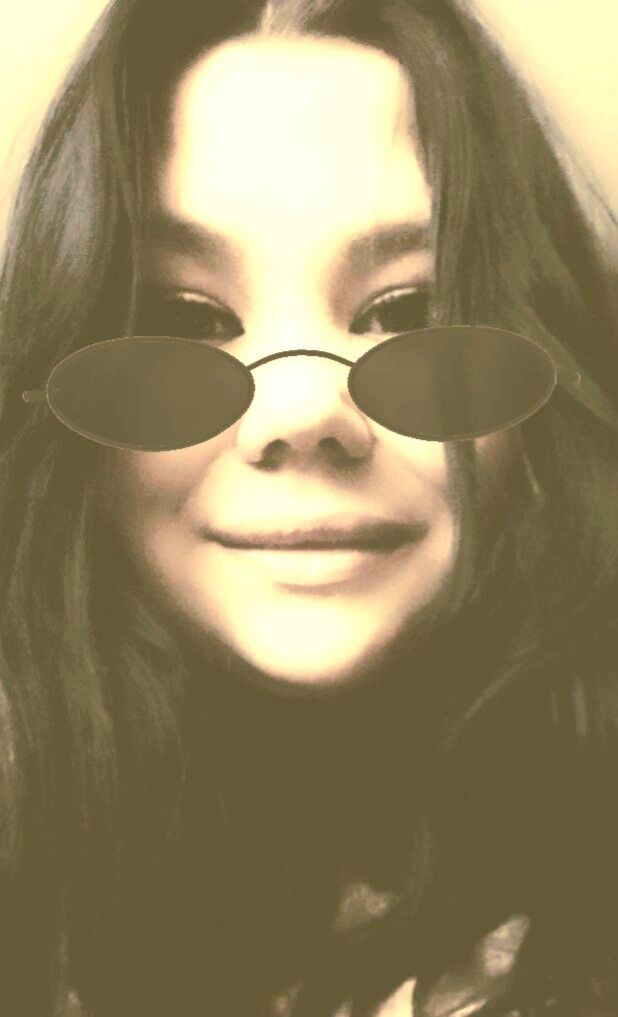  ,   Karina, 23 ,   