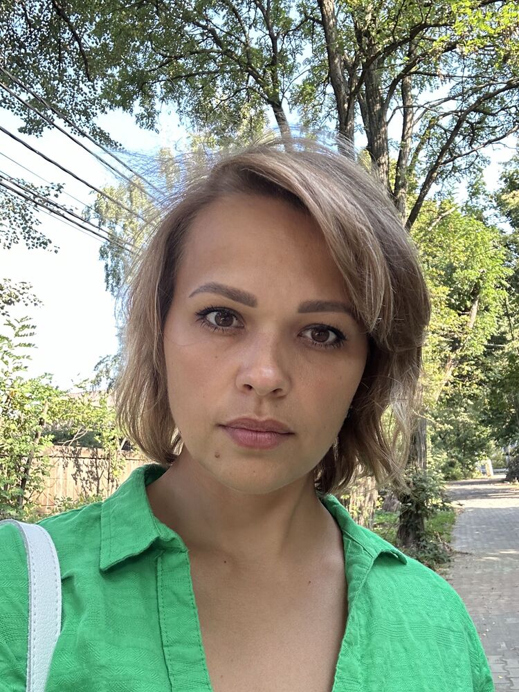  ,   Ann, 37 ,   