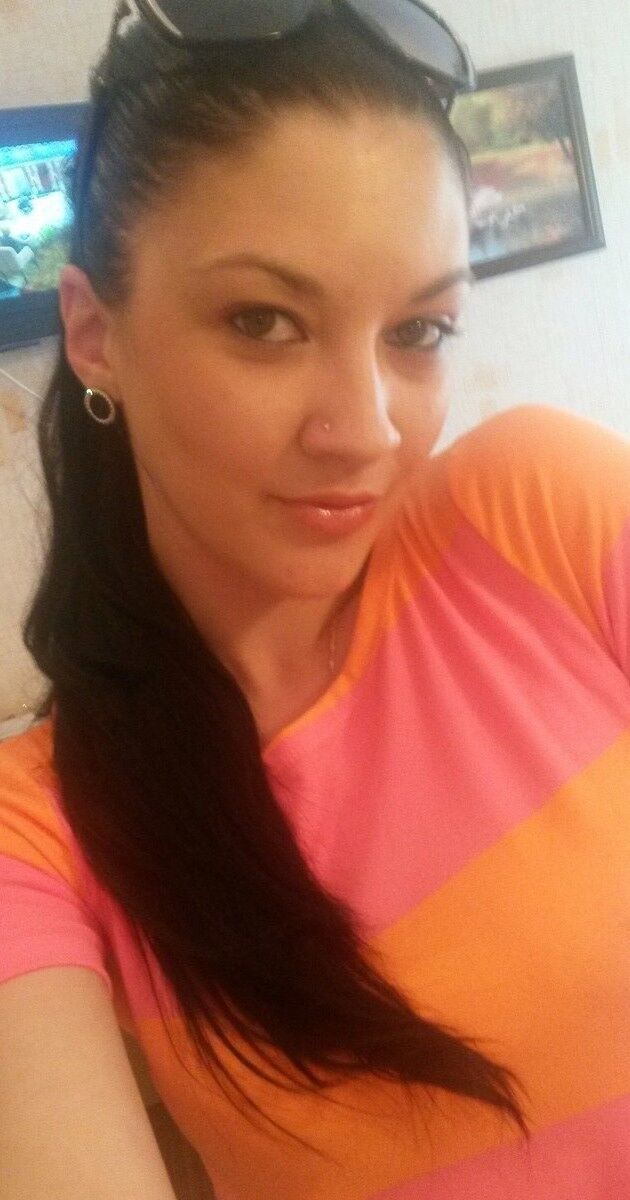  4554390  Ania, 37 ,    