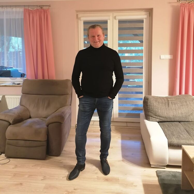  ,   Artyom, 60 ,   c 