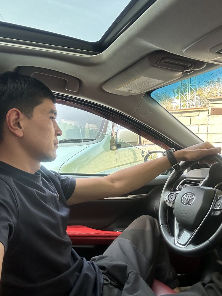  54493930  Ulan, 30 ,    