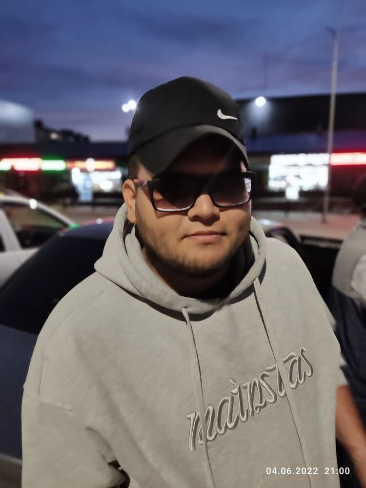  31006390  , 28 ,    