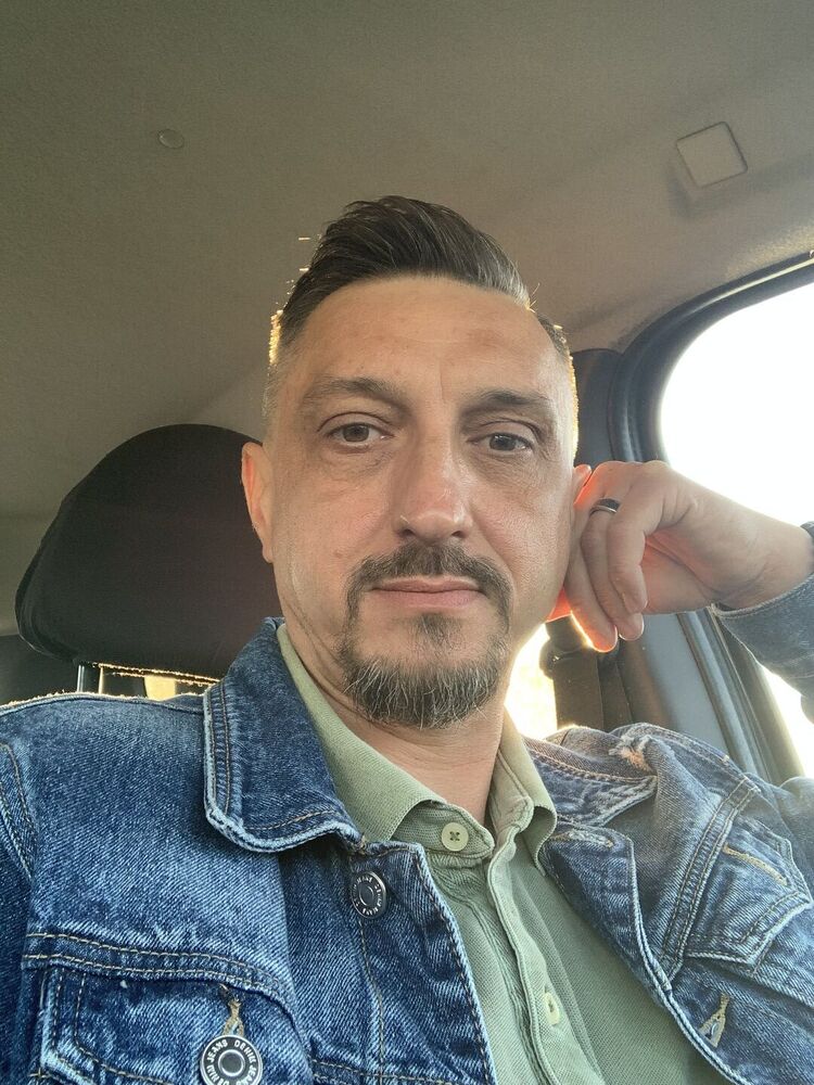  ,   Sergei, 51 ,   ,   , c , 
