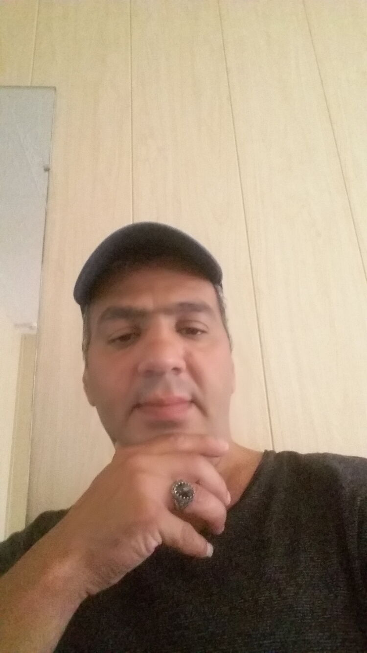  27132660  , 42 ,    