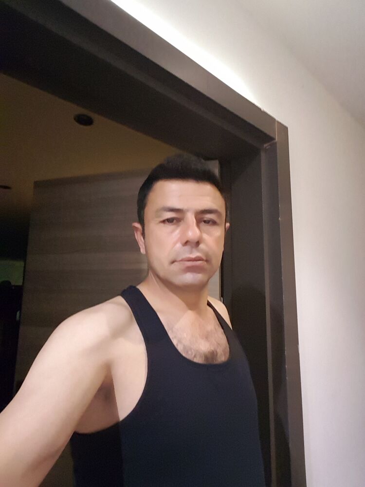  35044310  Onur, 43 ,    