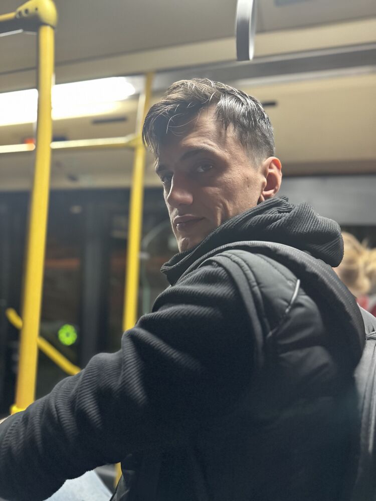  39711710  , 32 ,    