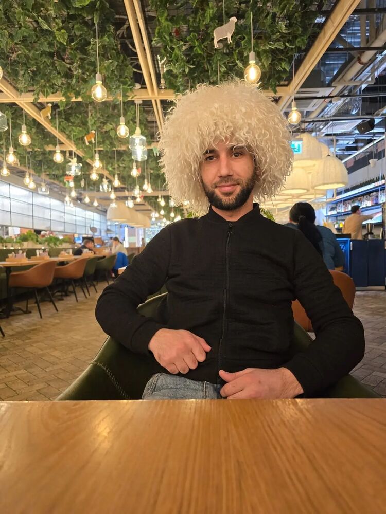  50666790  Timur, 34 ,    