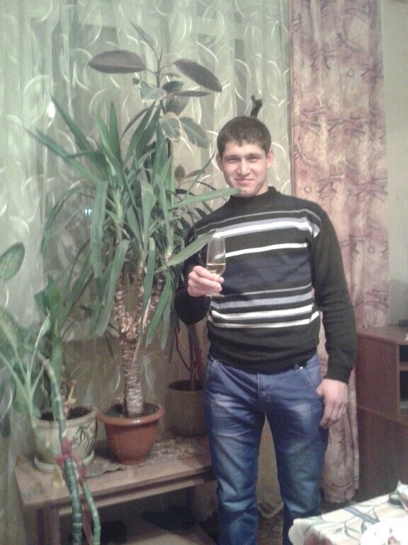  40705280  , 32 ,    