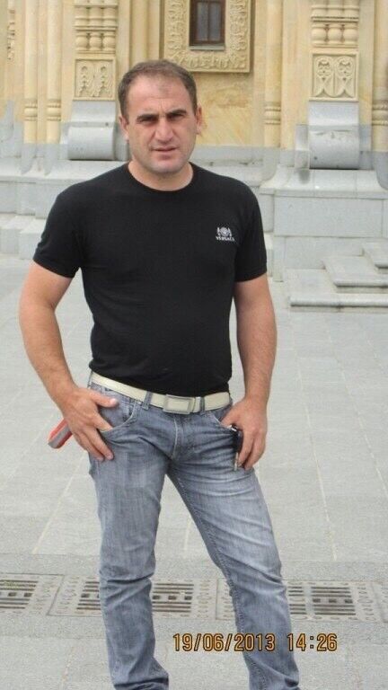  9866660  Vardan, 38 ,    -