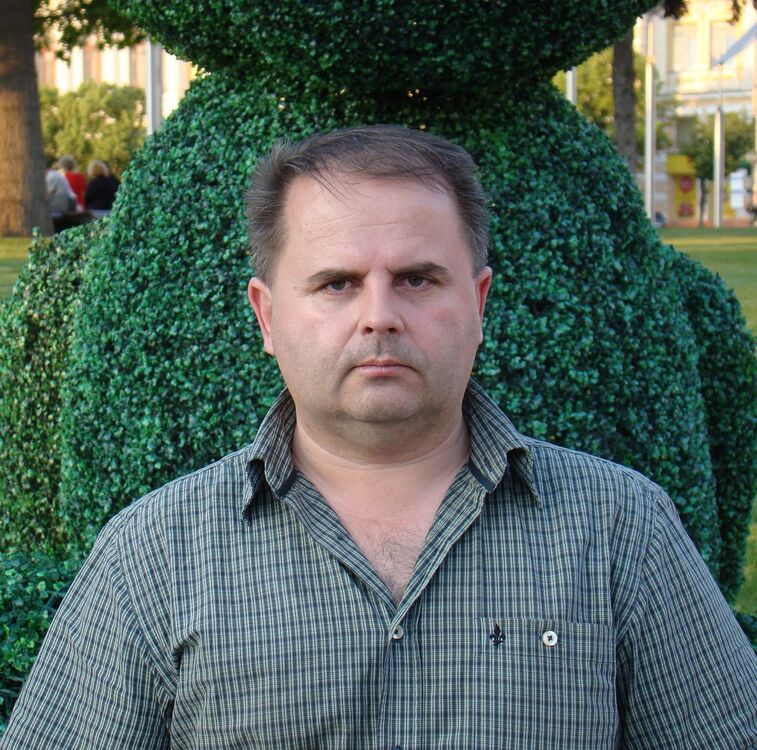 ,   Igor, 52 ,   ,   , c 