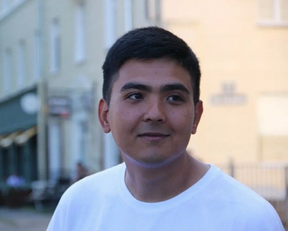  53992410  , 25 ,    -