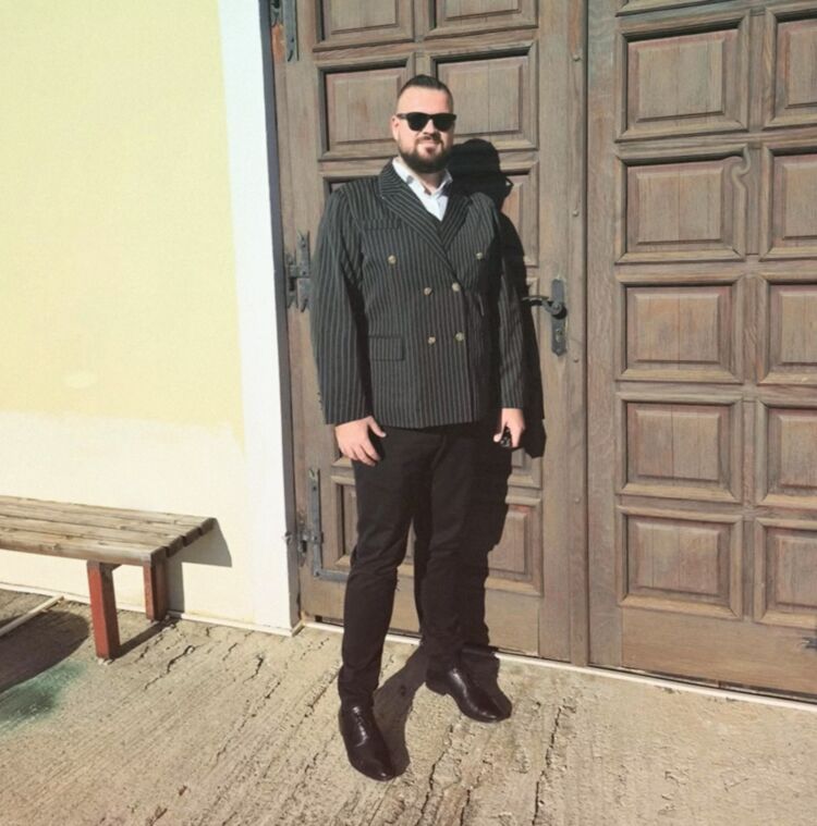  54218240  , 40 ,    -