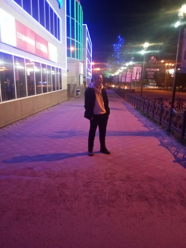  ,   Andrey, 28 ,   ,   