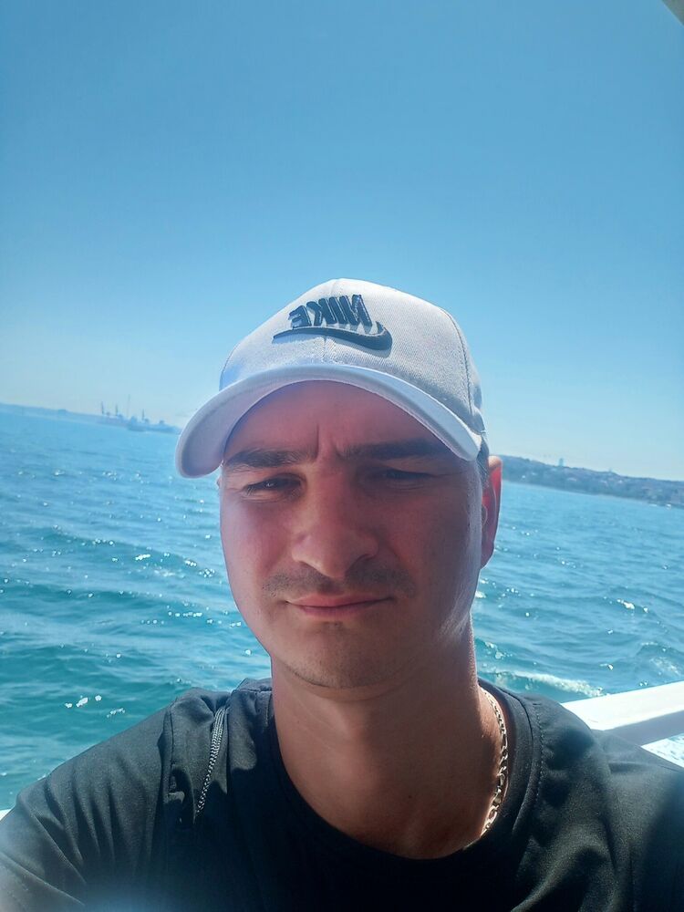  Backa Topola,   Alexey, 30 ,   ,   , c , 