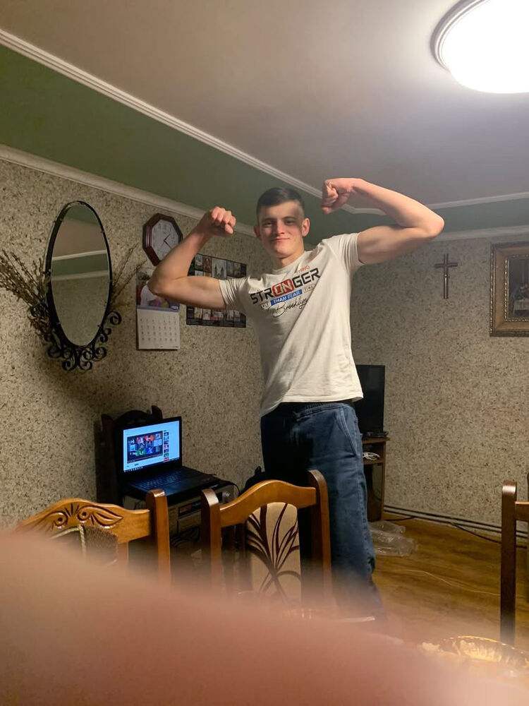 ���� 55528990 ����� ����, 22 ����, ���� ���������� � Chorzow