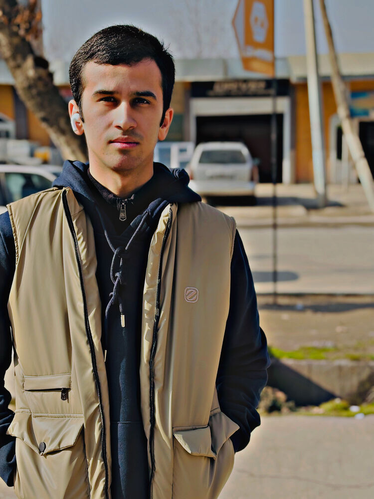  52888730  Nusrxtov, 21 ,    