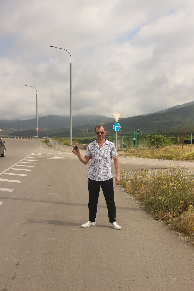  54088750  Alex, 48 ,    