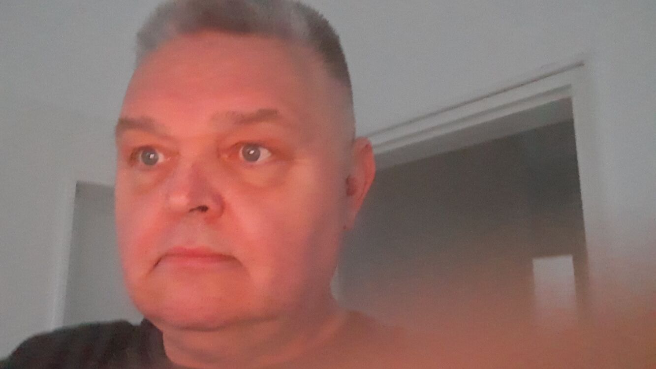  54194650  Arthur, 61 ,    Koblenz