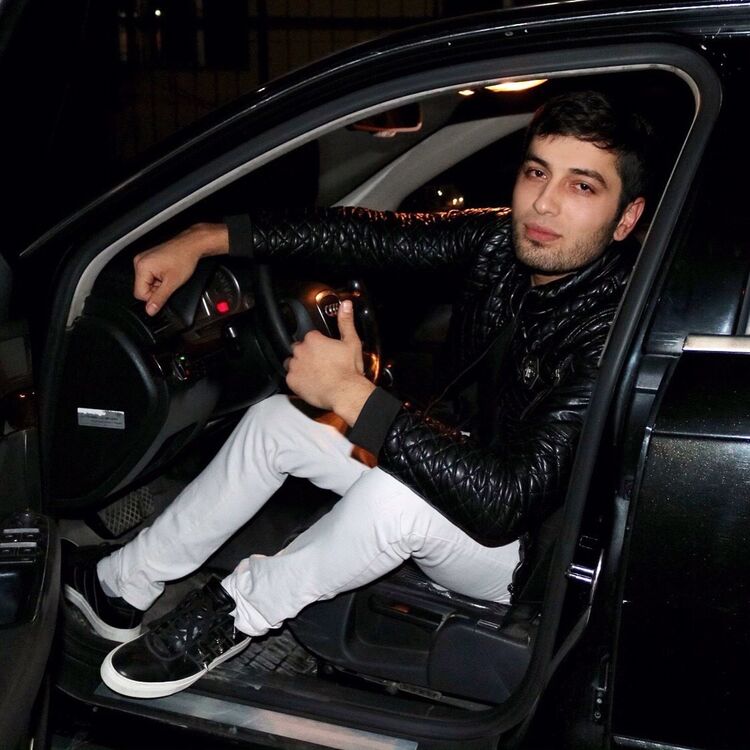  18372640  Alixan, 35 ,    