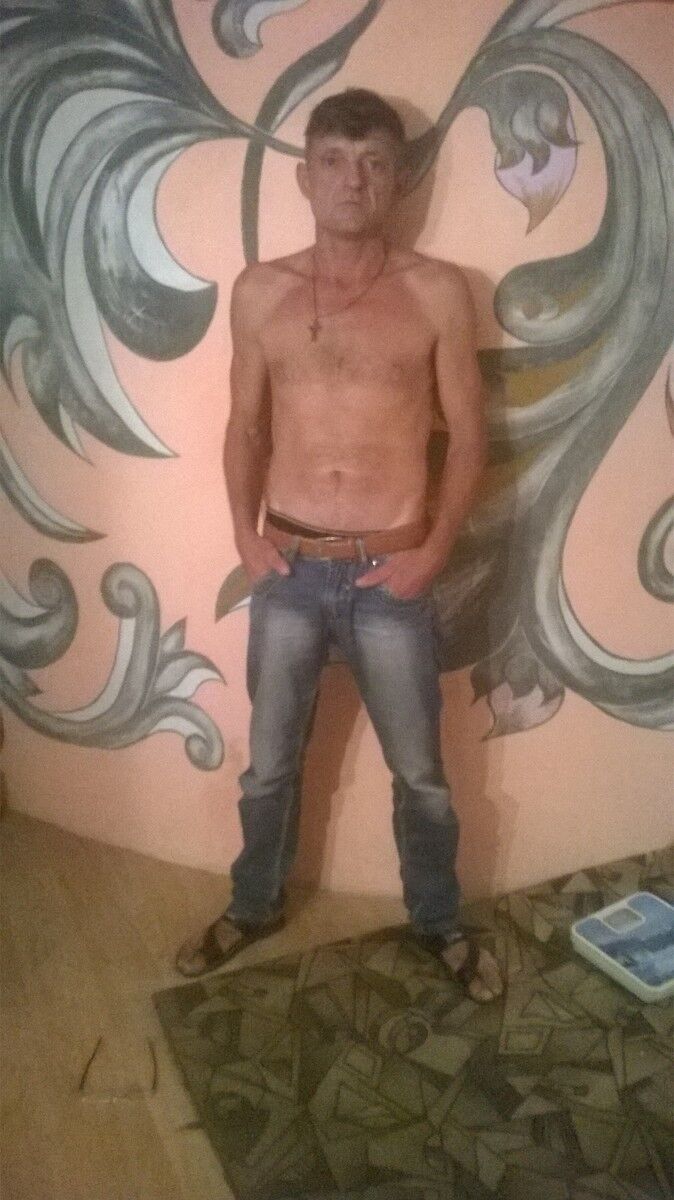  ,   Igor, 53 ,  