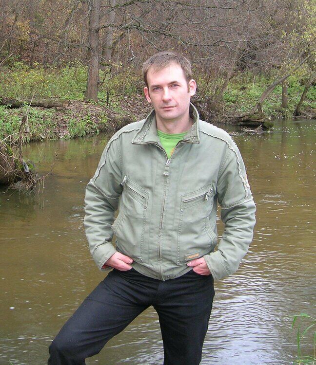  54528390  Sikin, 45 ,    