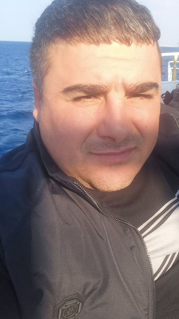  32308330  Samvel, 36 ,    