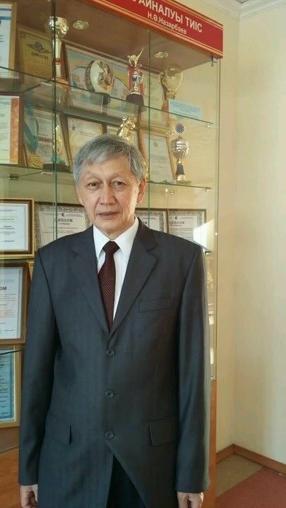  10951810  Bek Karimov, 70 ,    