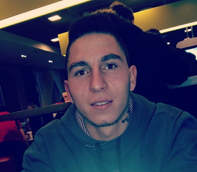  7906850  Ruslan, 33 ,    