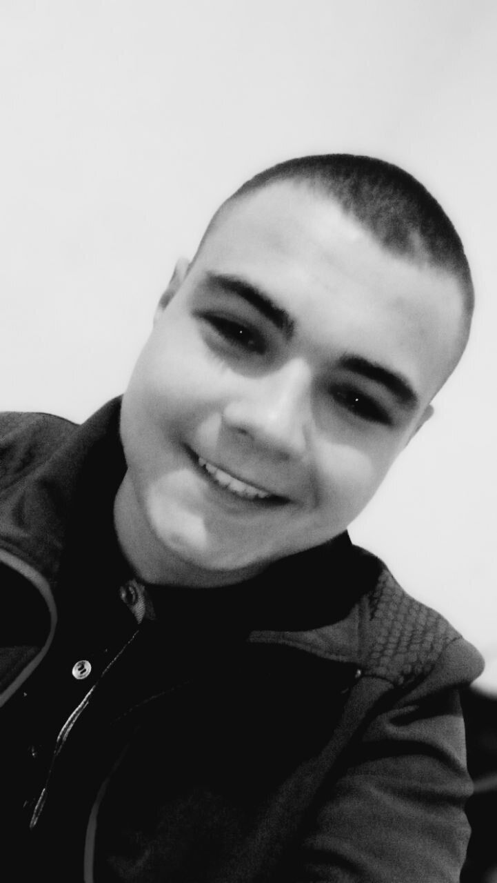  22847930  Saha, 28 ,    