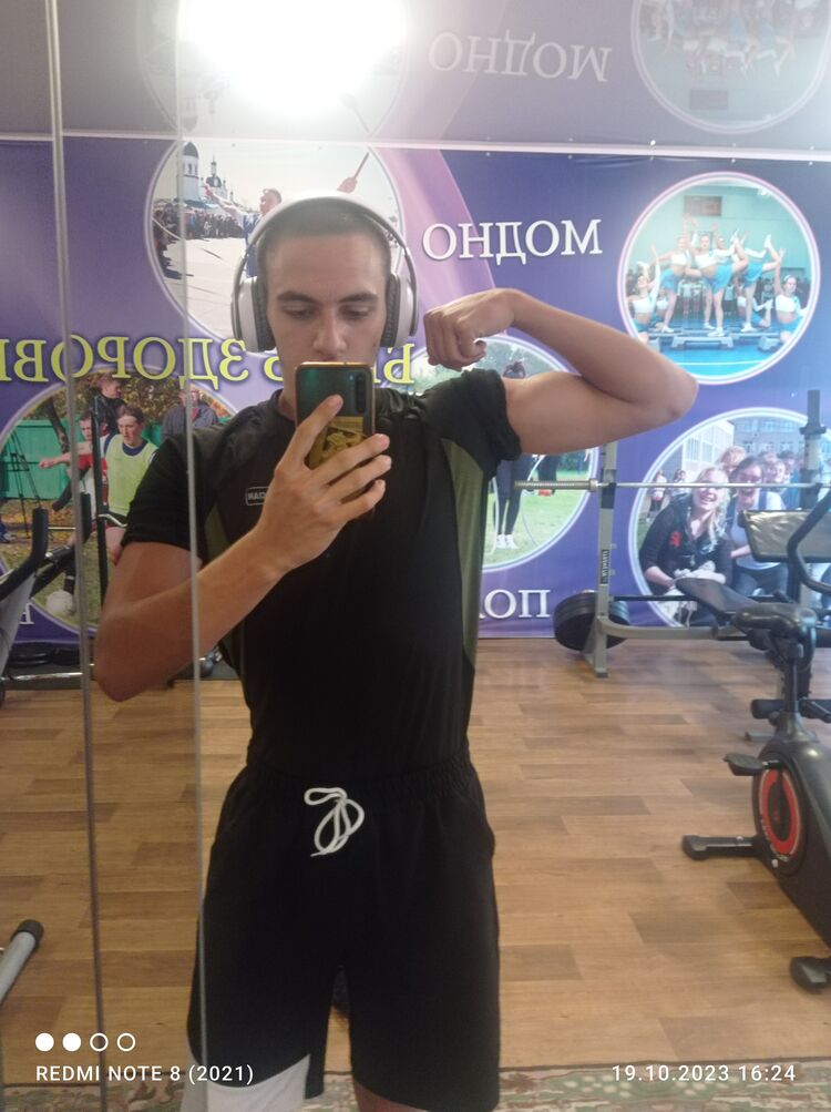  38771870  , 20 ,    