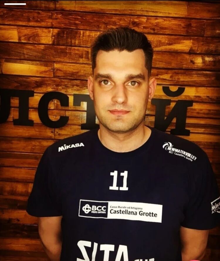  33624690  Pavel, 32 ,    