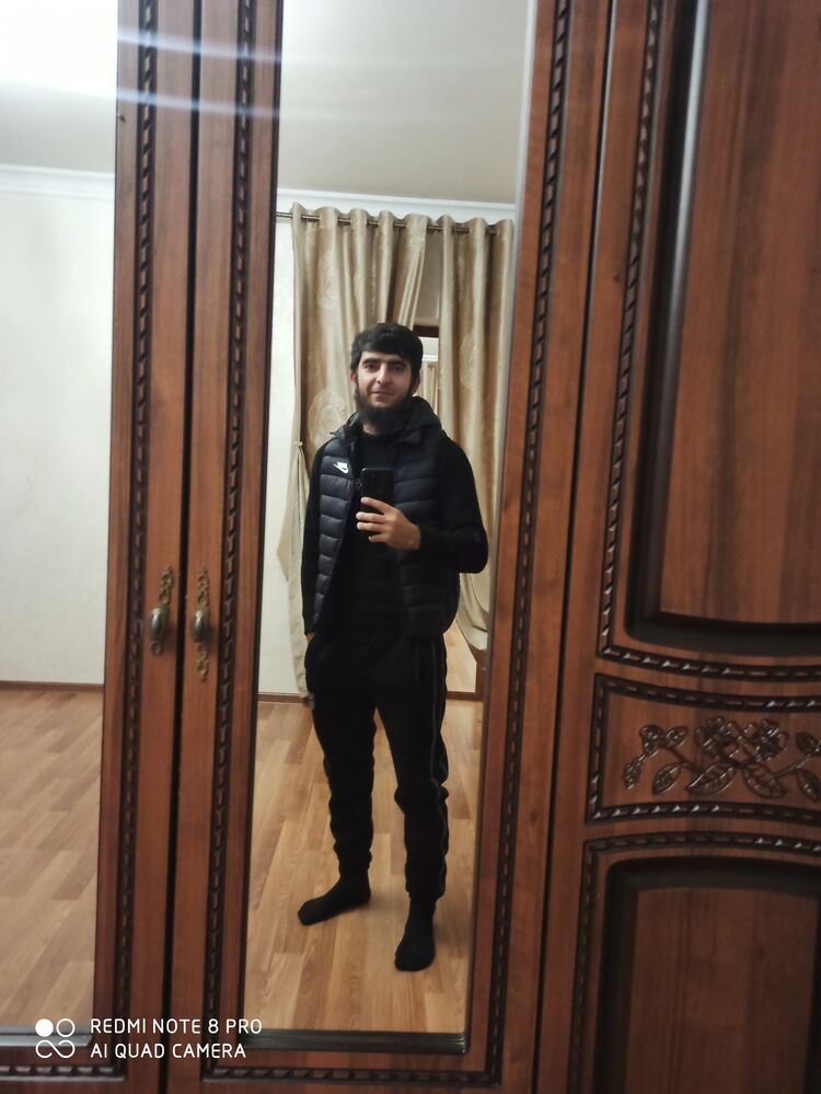  ,   Adam, 25 ,   ,   