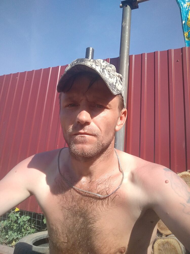  22931380  , 44 ,     