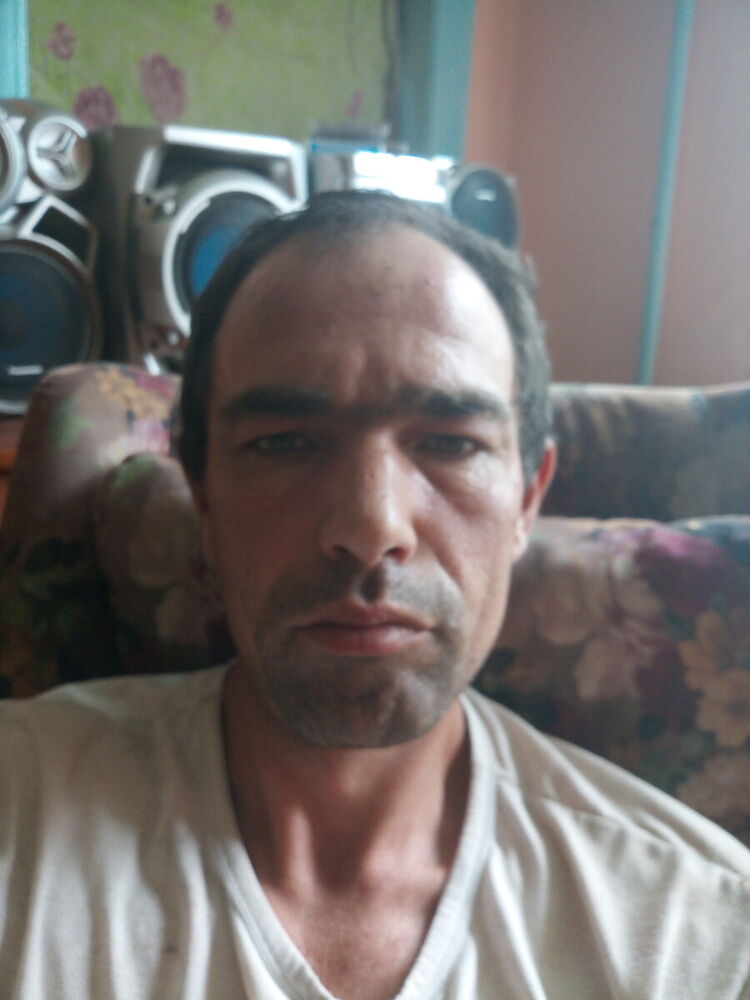  21186600  Dmitriy, 48 ,    