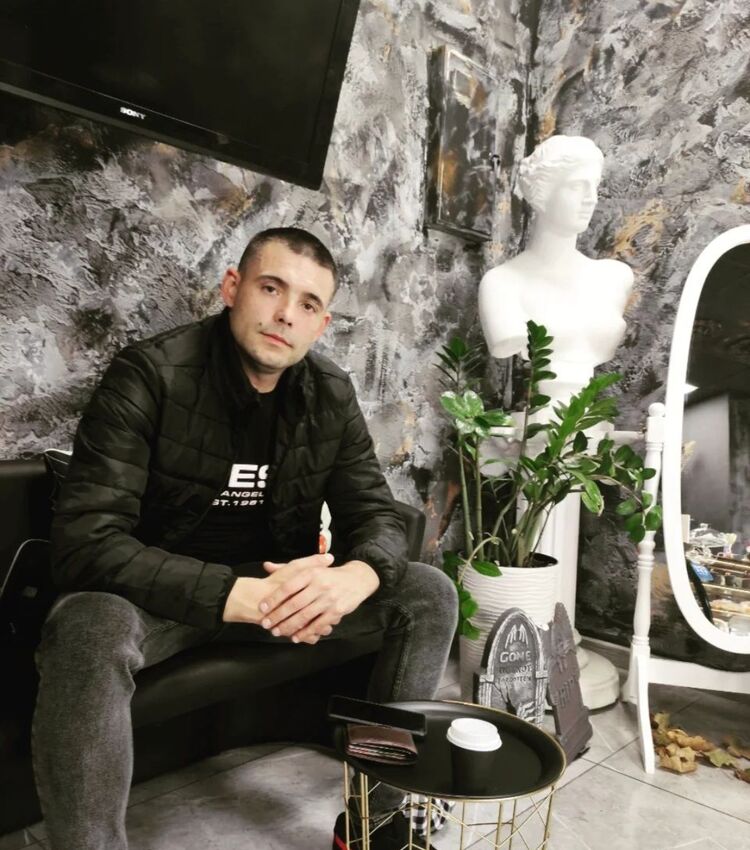  46586560  Vadim, 33 ,    Algolsheim