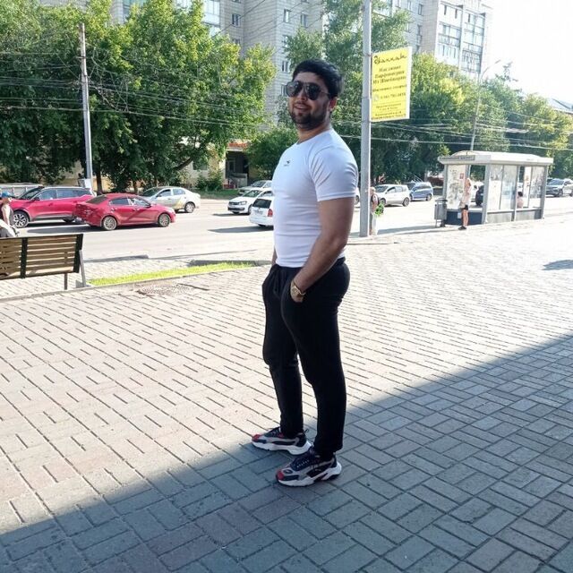  52497740  Shamshodbek, 29 ,    