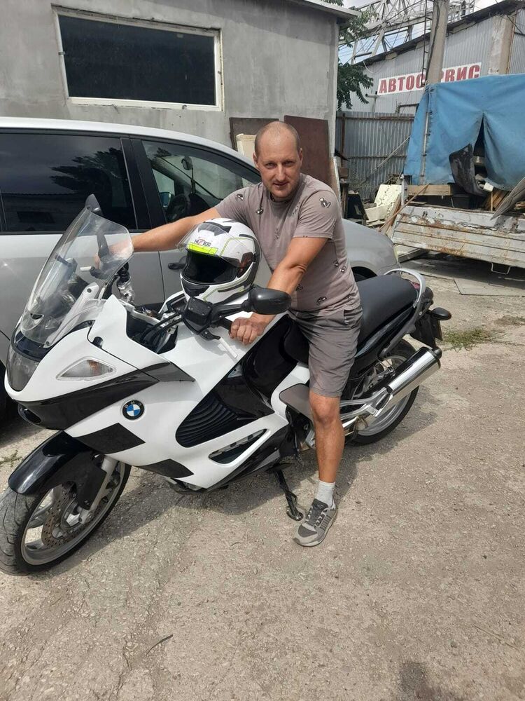  52967750  Igor, 41 ,    