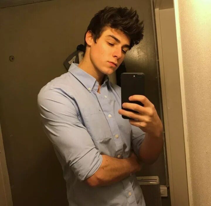  ,   Jojo, 28 ,   ,   