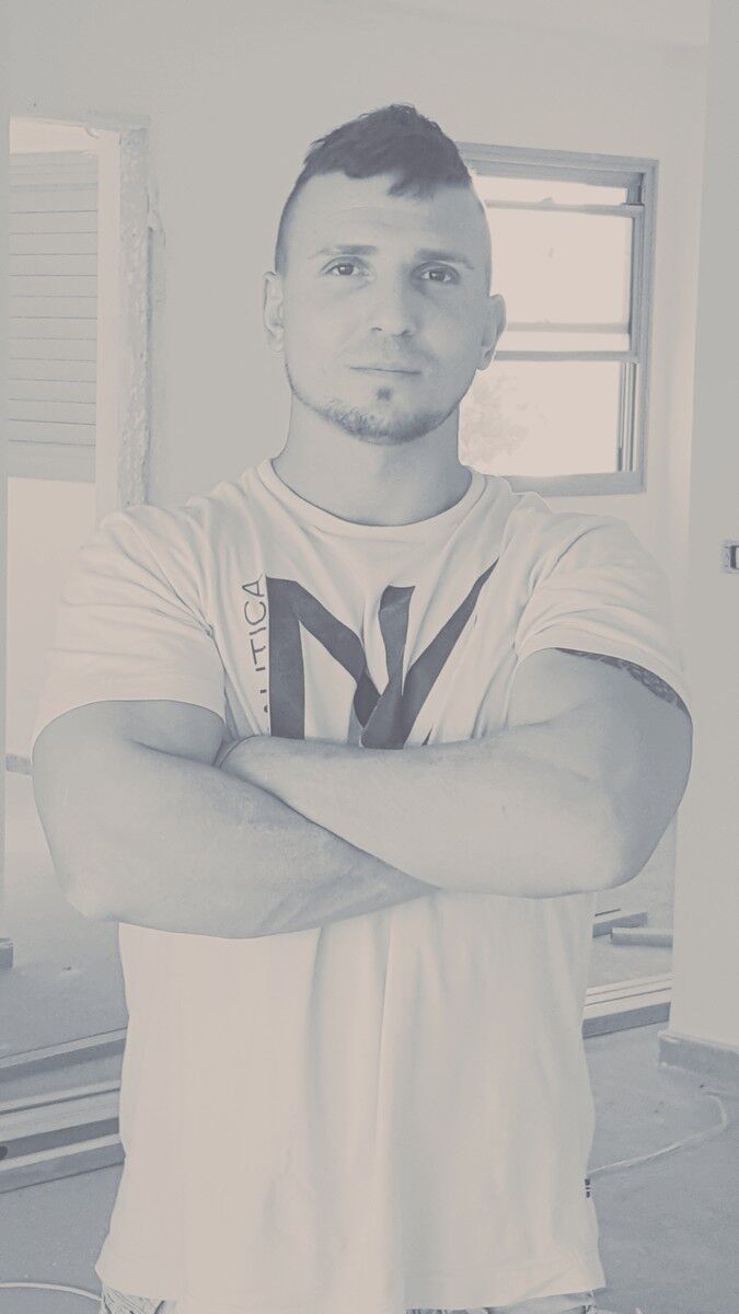  Tel Aviv-Yafo,   Sergo, 40 ,   ,   , c 