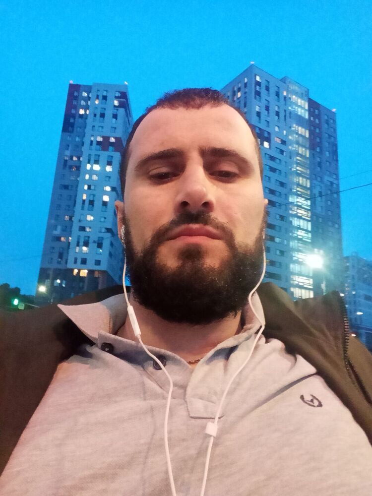  34771430  Hakim, 33 ,    Flamatt