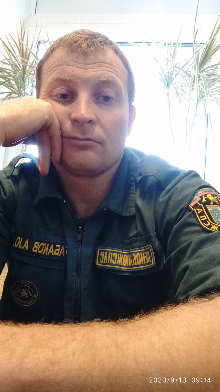  -,   Anatoly, 33 ,   ,   , c 