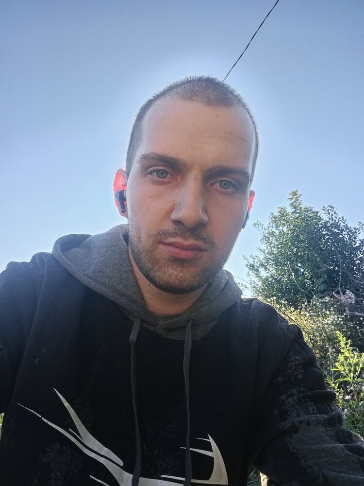  52990250  , 32 ,    