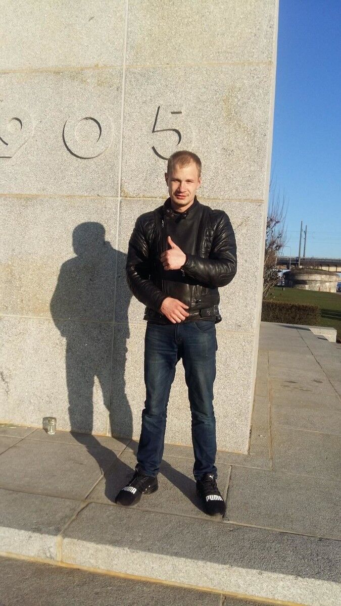  ,   Sergej, 35 ,   ,   , c 