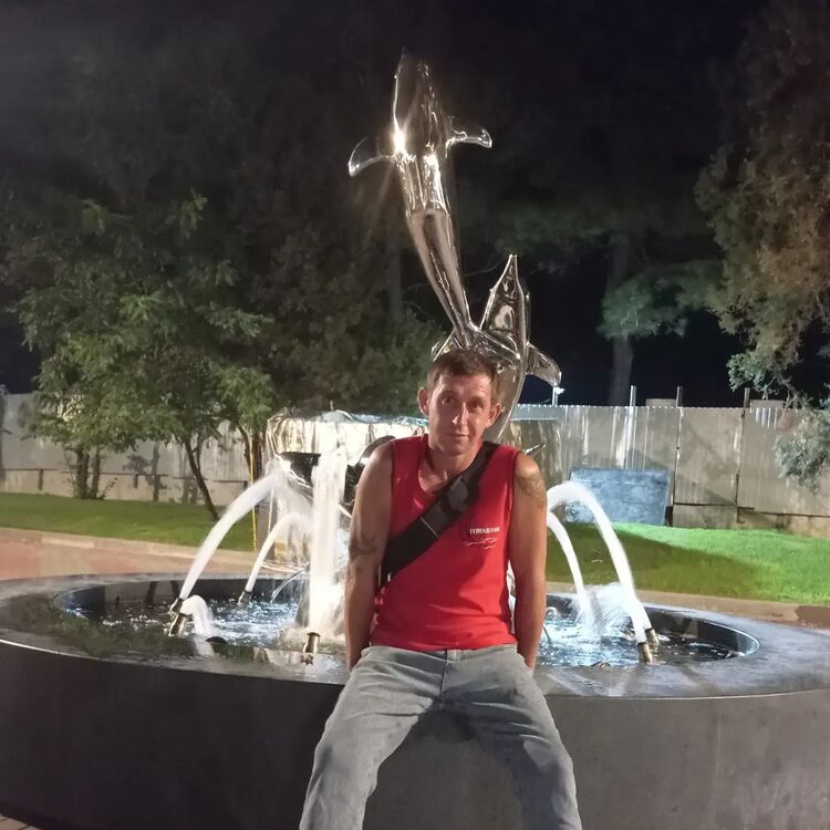 46867390  , 41 ,    