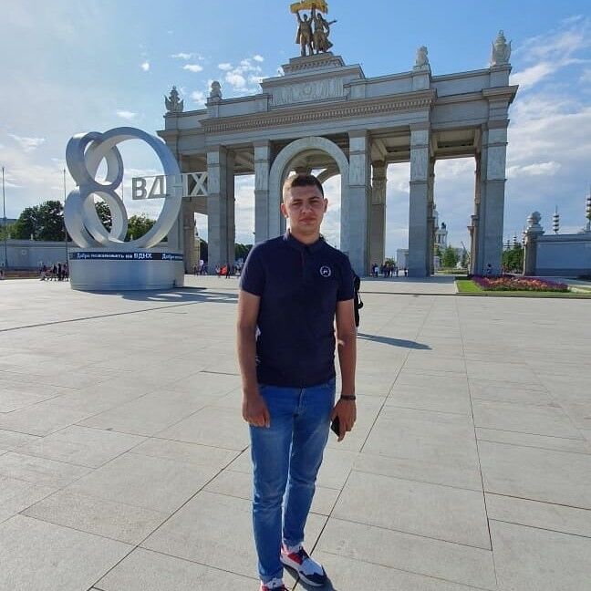  18439320  Vladislav, 28 ,    