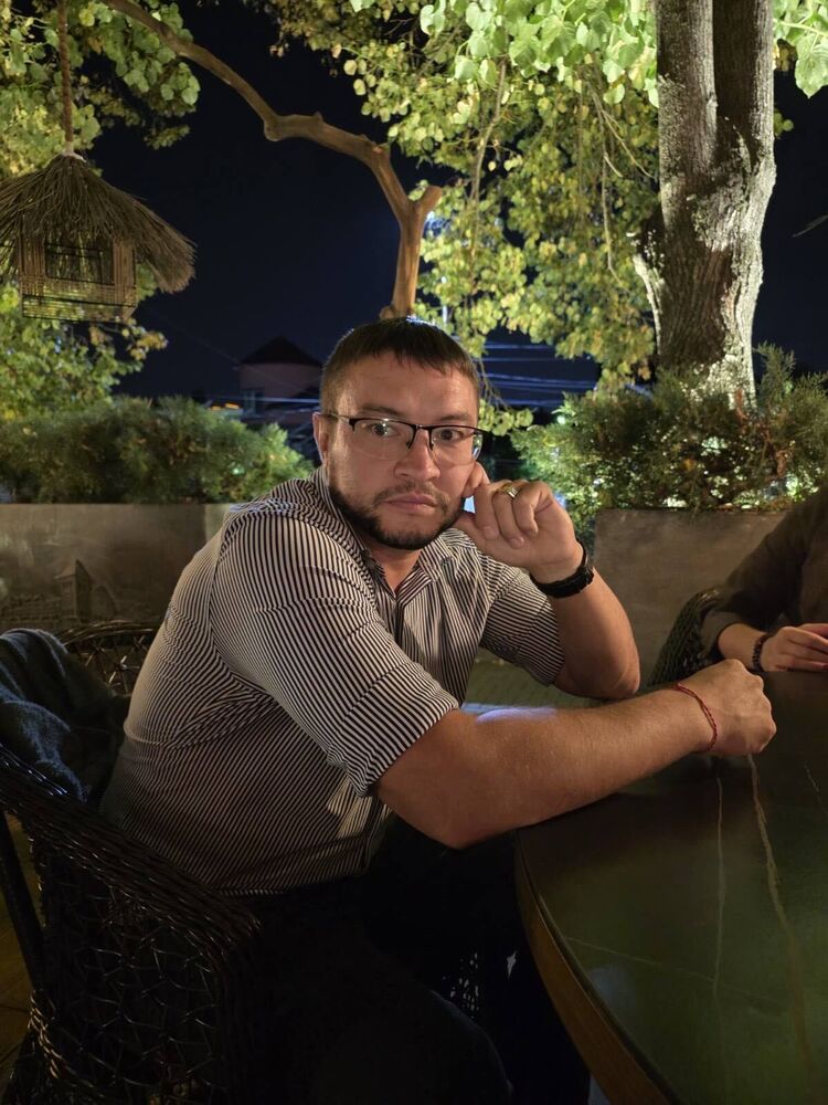  54315270  Igor, 35 ,    