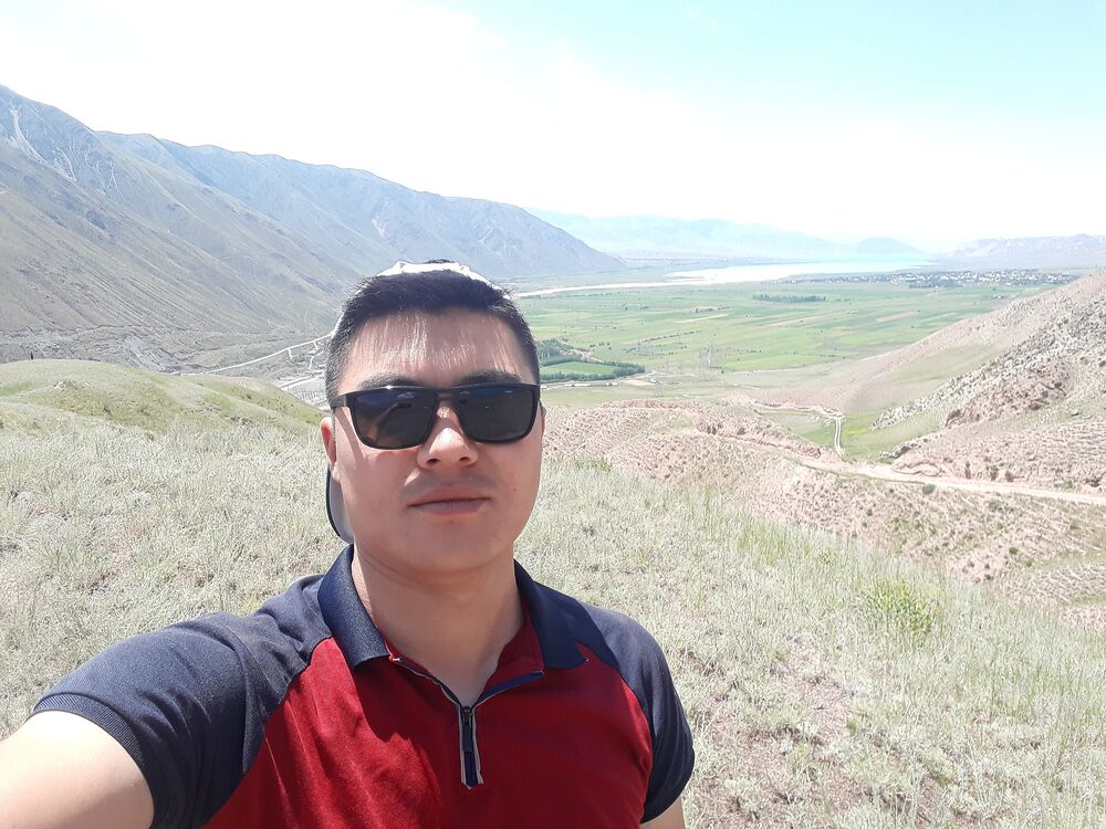  ,   Samat, 32 ,   ,   