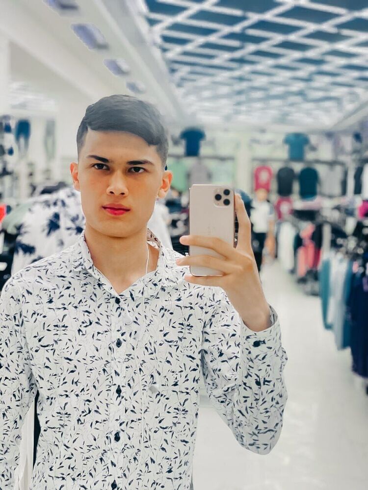  28183880  Zuhriddin, 22 ,    