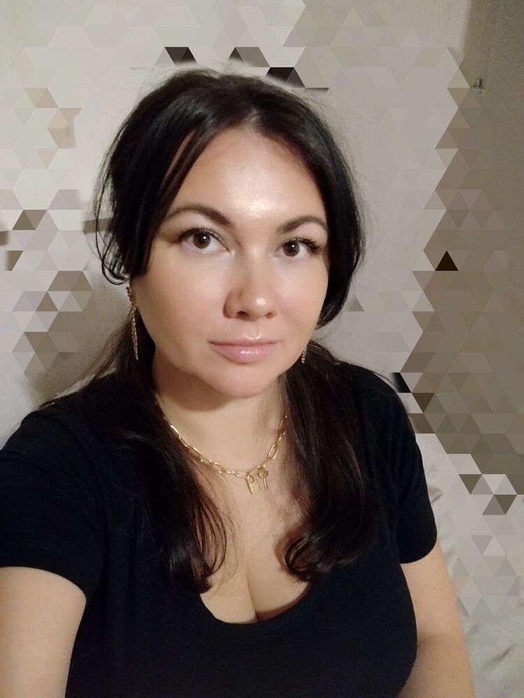  21958390  Irina, 43 ,    -