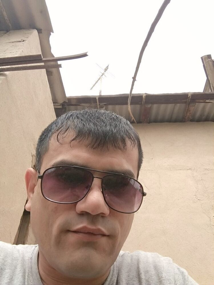  ,   Alisher, 35 ,   